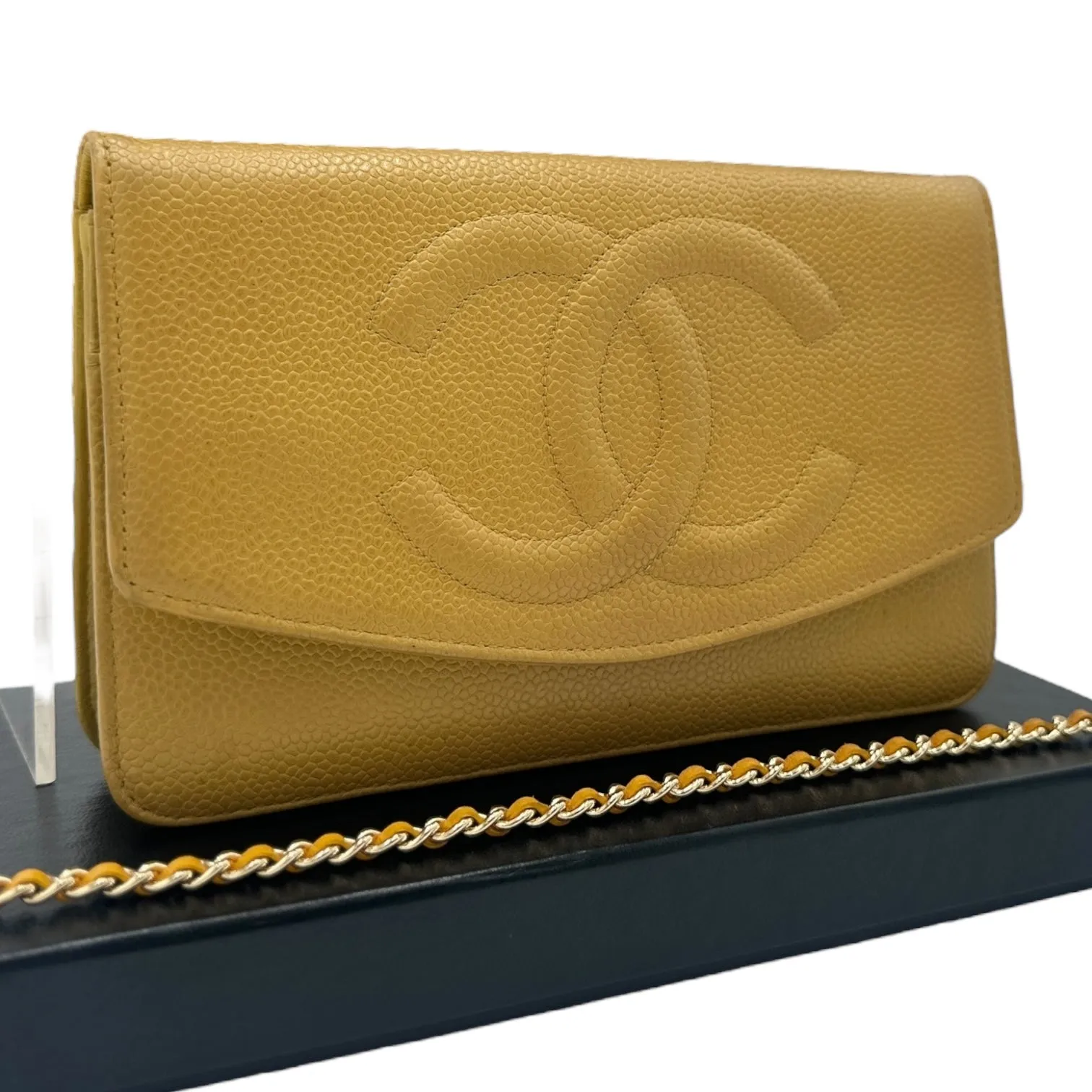 CHANEL Caviar Timeless Clutch