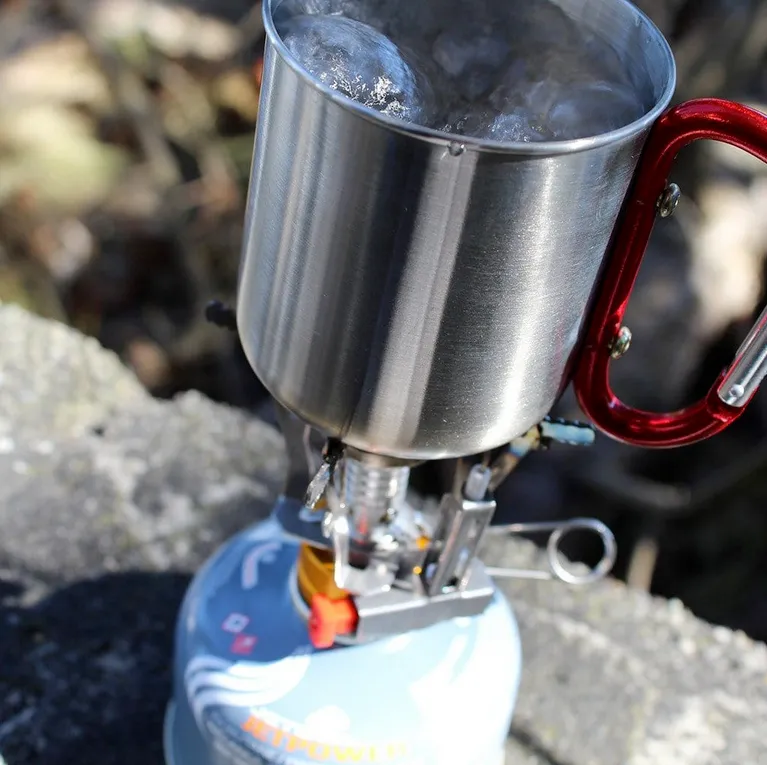 Compact camping stove