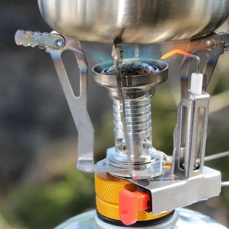 Compact camping stove